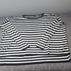H&M Lightweight Striped Knit Top